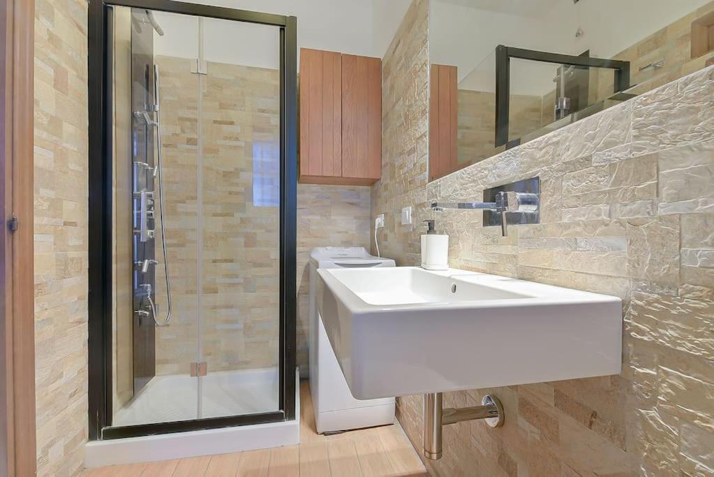 Nettuno 5 Stelle- Appartamento Elegante Con Suite Bolonia Zewnętrze zdjęcie
