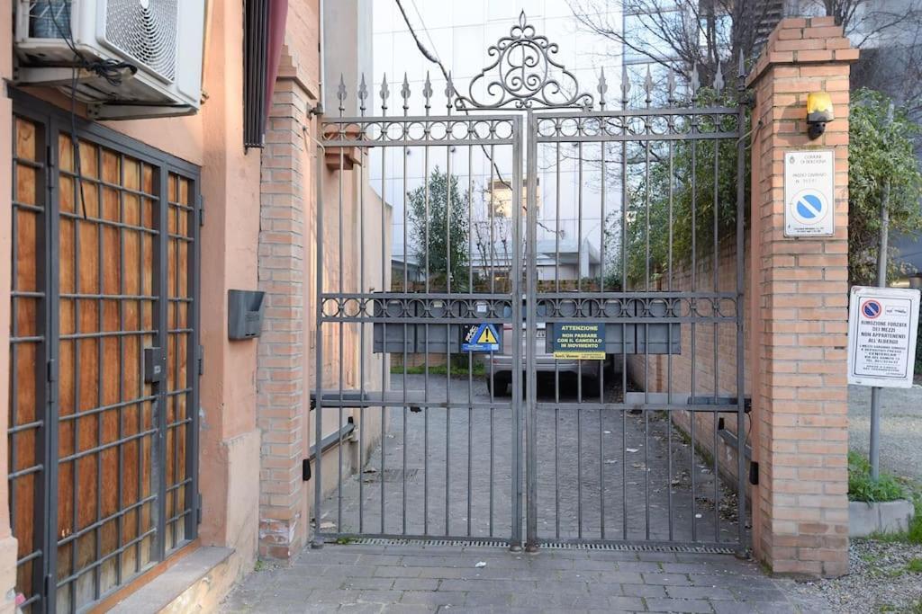 Nettuno 5 Stelle- Appartamento Elegante Con Suite Bolonia Zewnętrze zdjęcie